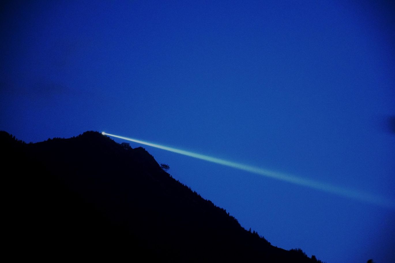 American Dj Hydro Beam X2