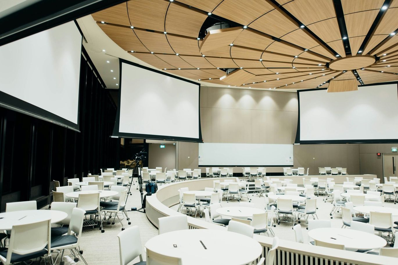 event management projector screen