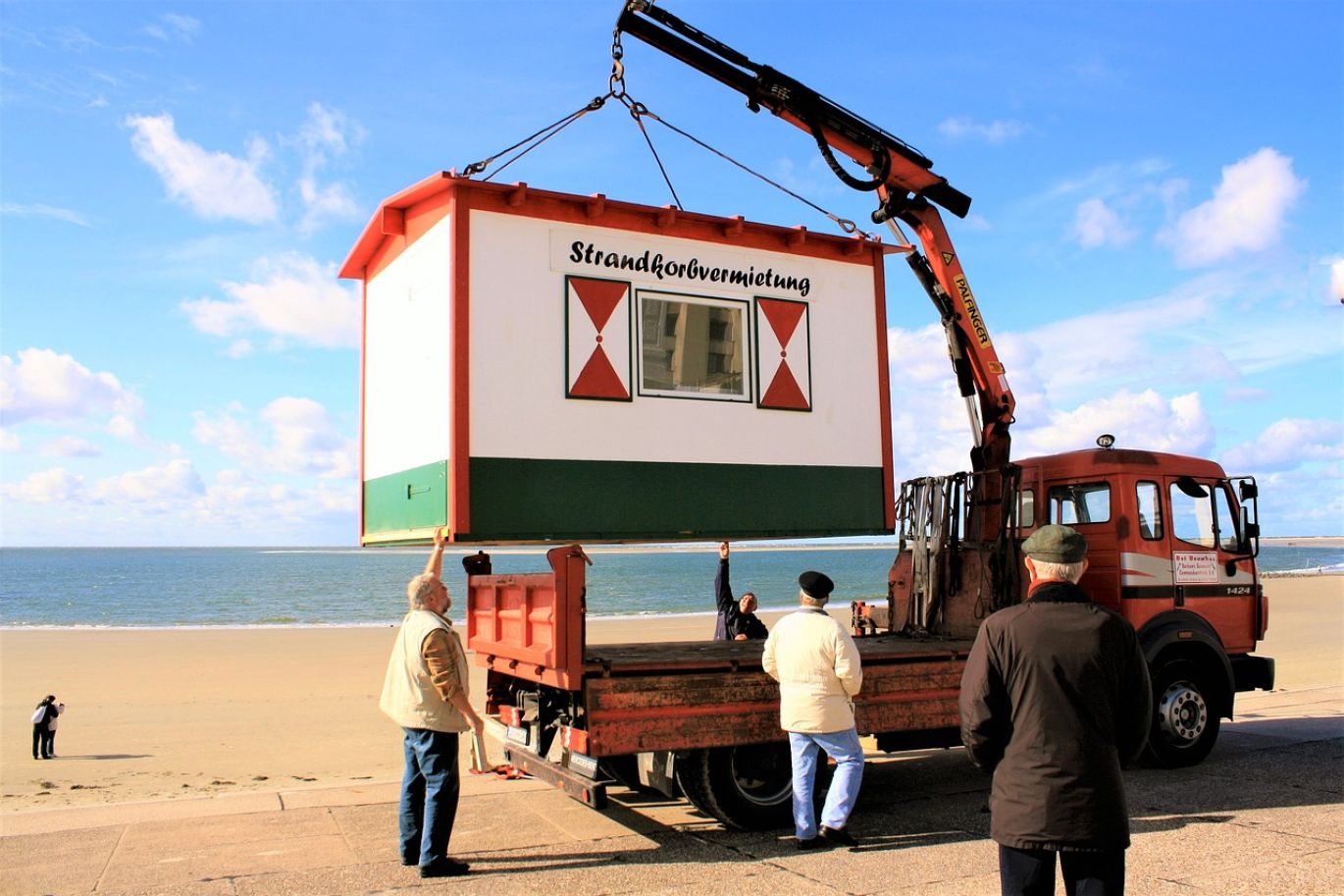 Throne Wedding Chair Rentals